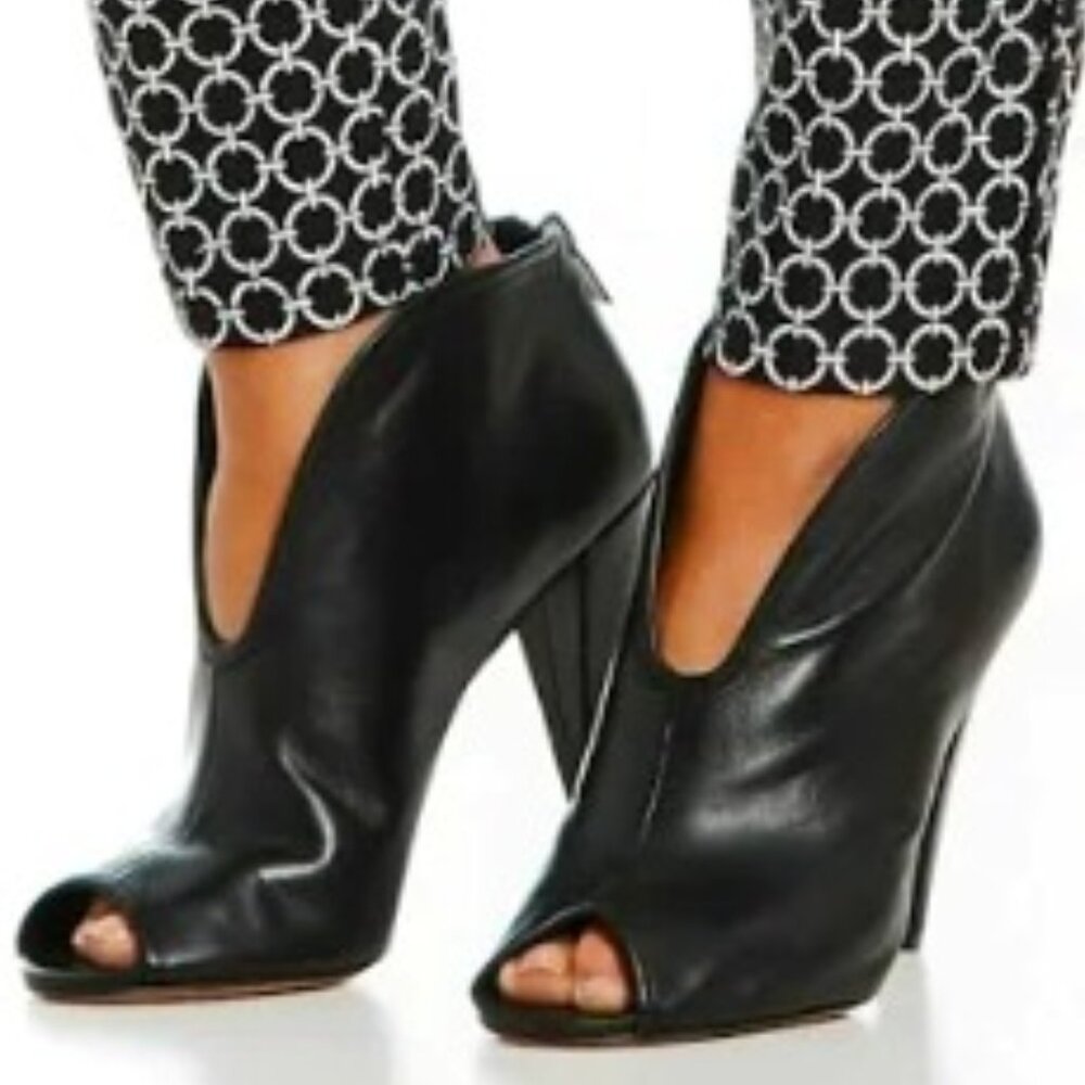 Vince Camuto, Leather, Heeled, Boots, VC-Amber, Black Baby Sheep